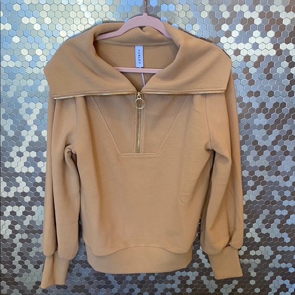 varley vine half zip pullover